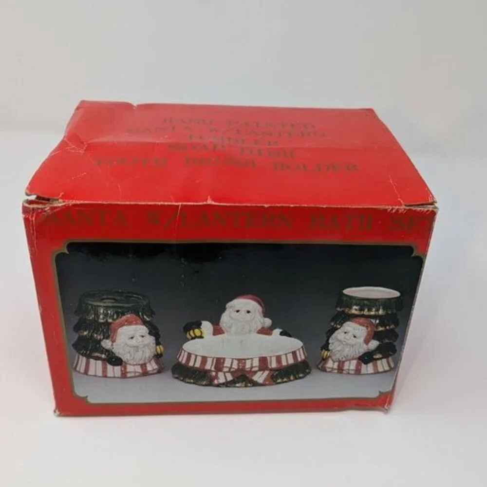 NEW VTG World Bazaars Hand Painted Santa With Lantern 3 piece Ceramic Bath Set